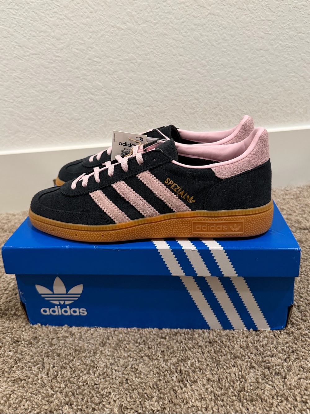adidas Handball Spezial Sneakers in Black & Pink with Gum Sole - Picture 2 of 9